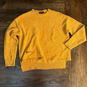 Simply Southern Woman’s Mustard Yellow Cozy Soft Sweater Sz M